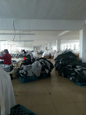 城陽區(qū)德鑫利服裝加工廠 打造優(yōu)質(zhì)服裝服飾零售服務(wù)